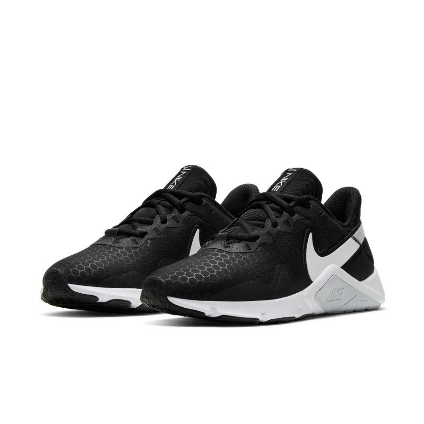 Picture of W NIKE LEGEND ESSENTIAL 2  6US - 36 1/2 Black/white