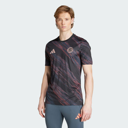 Image de MAILLOT D'ÉCHAUFFEMENT FC BAYERN 25/26