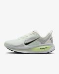 Image de W NIKE VOMERO 18  7.5US - 38 1/2 Blanc