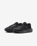 Image de NIKE STELLAR RIDE (GS)  7Y US - 40 Noir