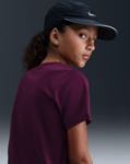 Image de NIKE DRI-FIT ONE STD T-SHIRT  S (8-10A) Bordeaux