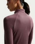 Image de NIKE SWIFT WOMEN'S DRI-FIT UV 1/4 ZIP  S Framboise