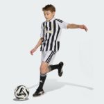 Image de JUVE H JSY Y  128 (7-8A) Noir/blanc