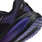 Image de W NIKE VOMERO 18  8.5US - 40 Noir/mauve